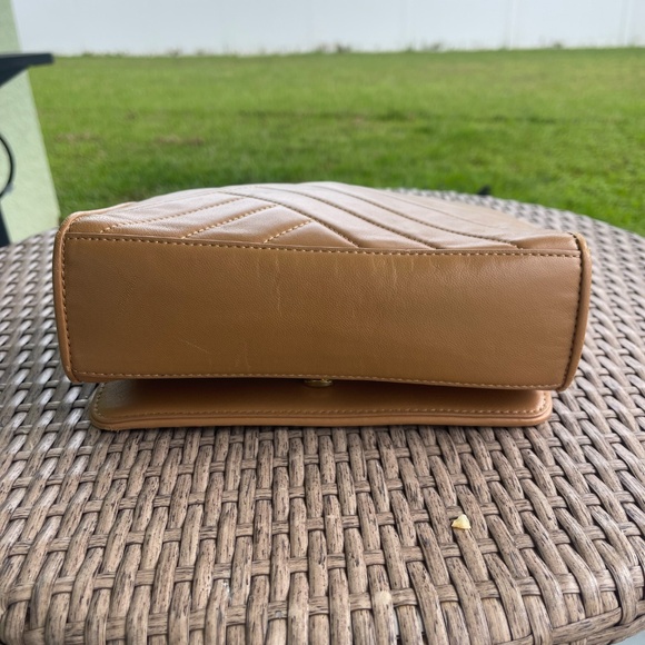 Tory Burch Alexa Convertible Shoulder Bag - Picture 4 of 15